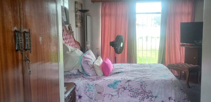 Three bedrooms house Sunward Park