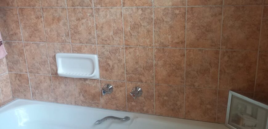 Three bedrooms house Sunward Park