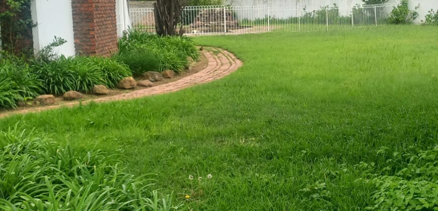 Three bedrooms house Sunward Park