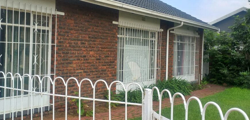 Three bedrooms house Sunward Park
