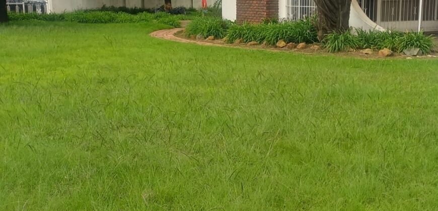 Three bedrooms house Sunward Park