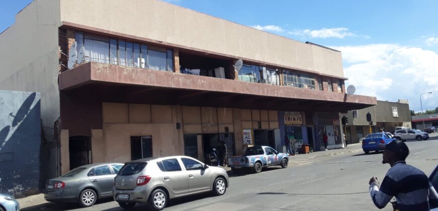 Building in Central Germiston for SALE