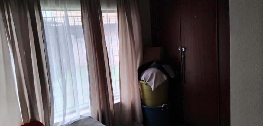 Three bedroom house in Vosloorus EXT 2