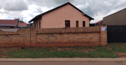 Three bedroom house in Vosloorus EXT 2