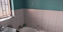 Three bedroom house in Vosloorus EXT 2