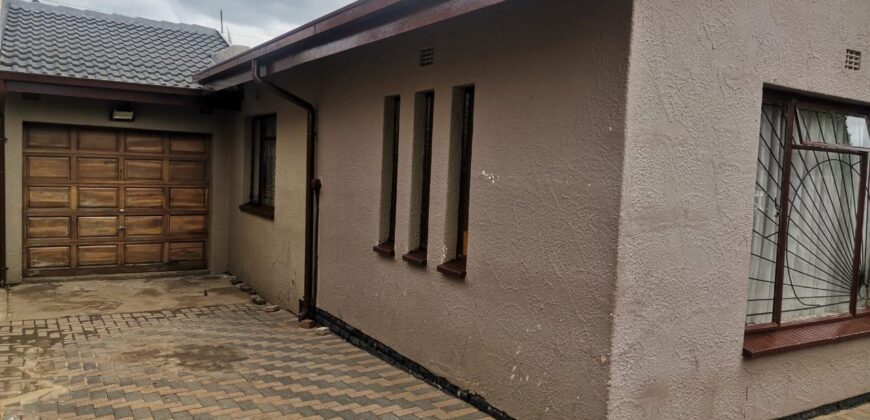 Tembisa 3 Bedroom House: R890 000.00
