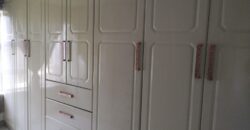 Three bedrooms house in Naturena