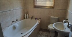 Three bedrooms house in Naturena