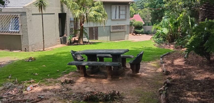 Three bedroom house in Bramley View