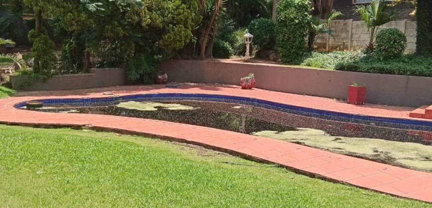 Three bedroom house in Bramley View