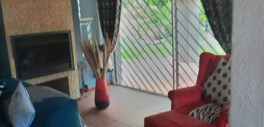 Three bedroom house in Bramley View