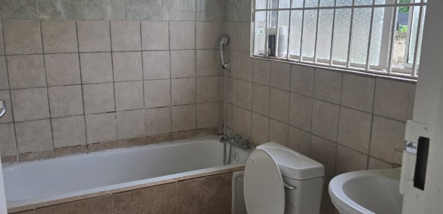 Two Bedroom Duplex Unit – Lyndhurst