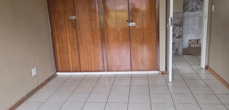 Two Bedroom Duplex Unit – Lyndhurst