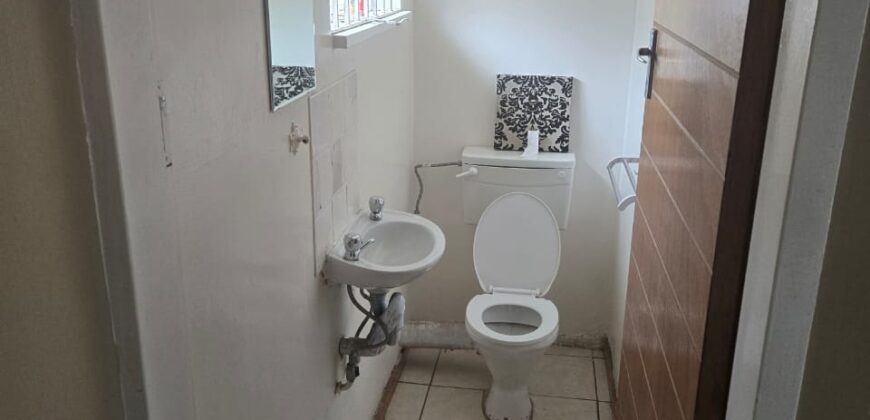 Two Bedroom Duplex Unit – Lyndhurst