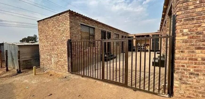 Ivory Park Property – Prime Investment