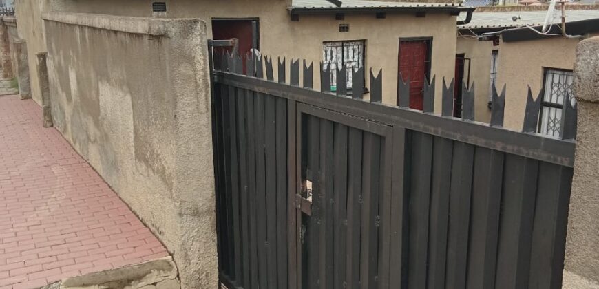 Kaalfontein ext 2 – House For Sale