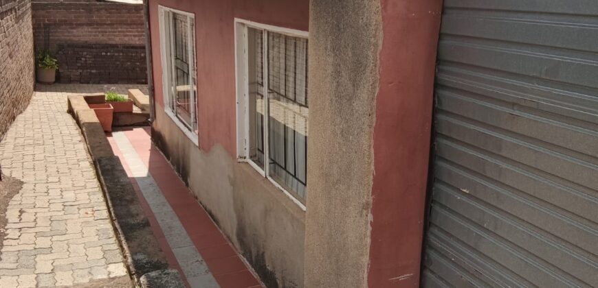 2-Bedroom House in East Bank, Alexandra