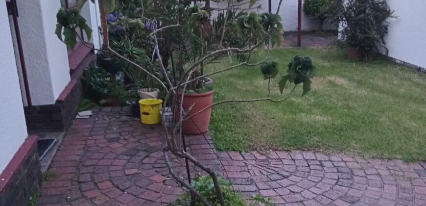 3 Bedroom House for Sale -Kew