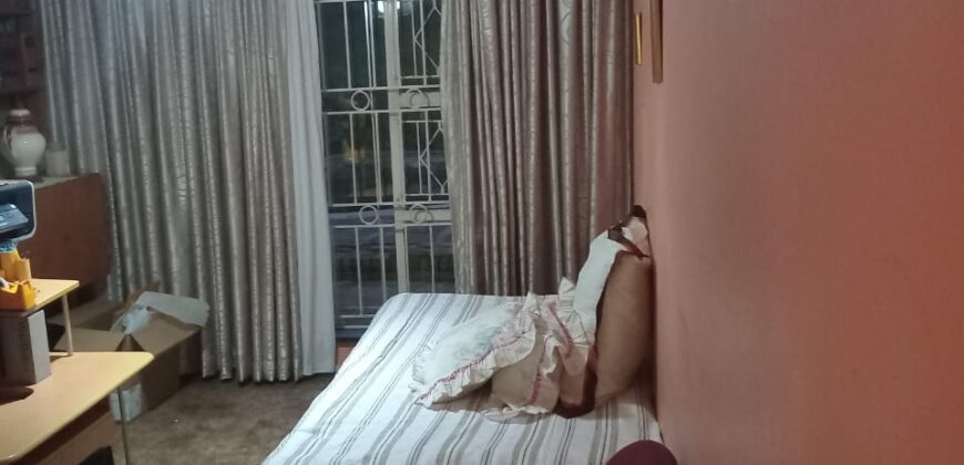3 Bedroom House for Sale -Kew