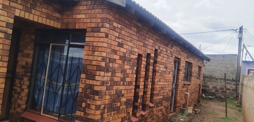 Affordable 2-Bedroom Home for Sale in Orange Farm