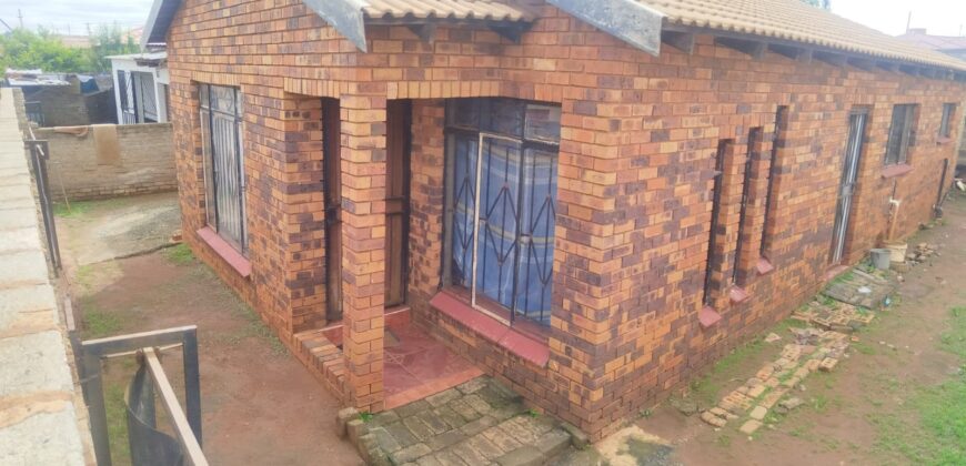 Affordable 2-Bedroom Home for Sale in Orange Farm