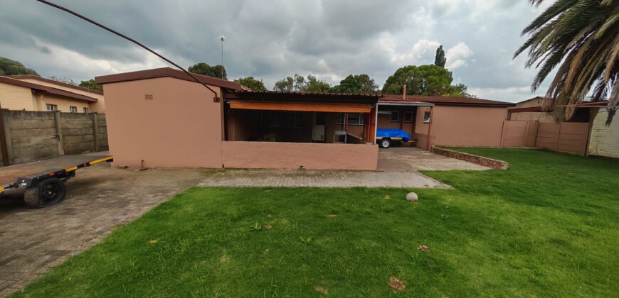 Modern 2-Bedroom Apartment for Sale in Florida